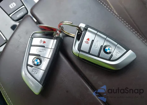 2017 BMW 540I xDrive из США, поврежденный, VIN WBAJE7C32HG887783